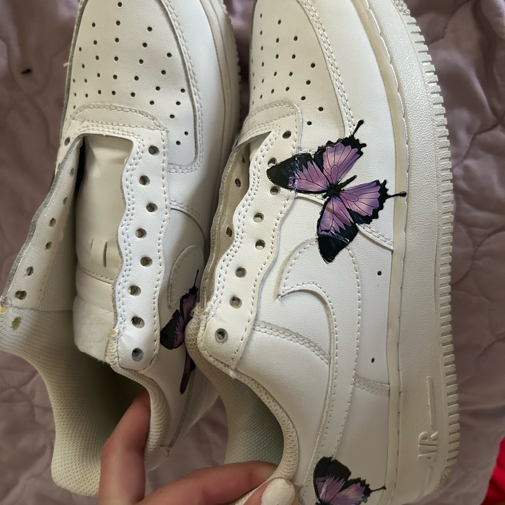 worn once: custom women’s butterfly nike shoes